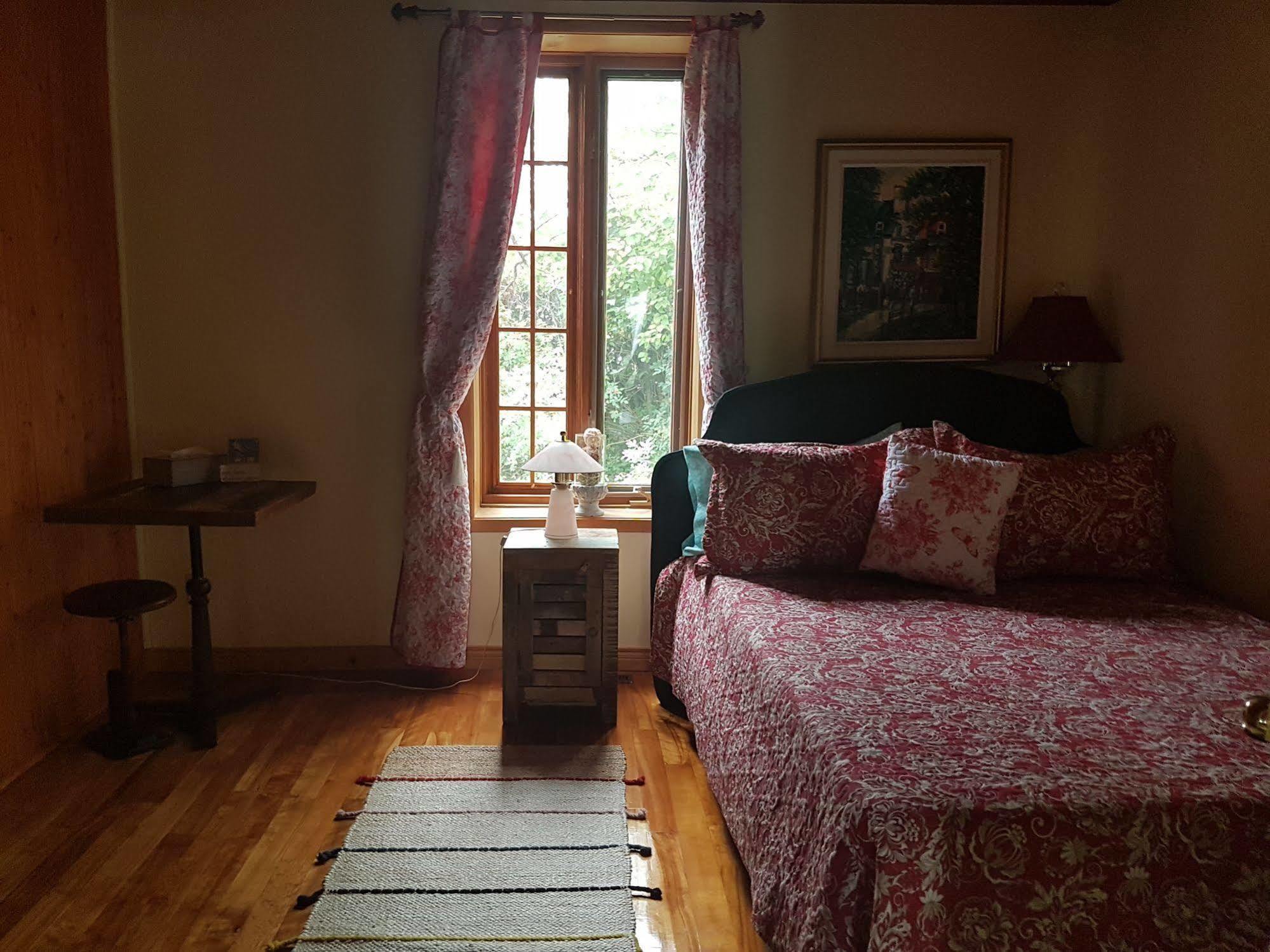 Gite Au Vieux Pommier Tadoussac Zewnętrze zdjęcie